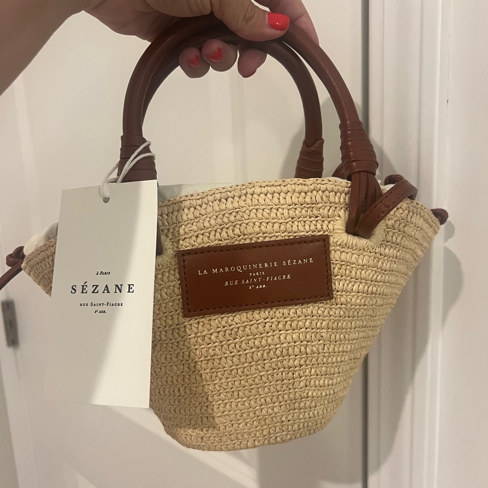 SEZANE   JUSTINE MINI BASKET BAG
And scarf